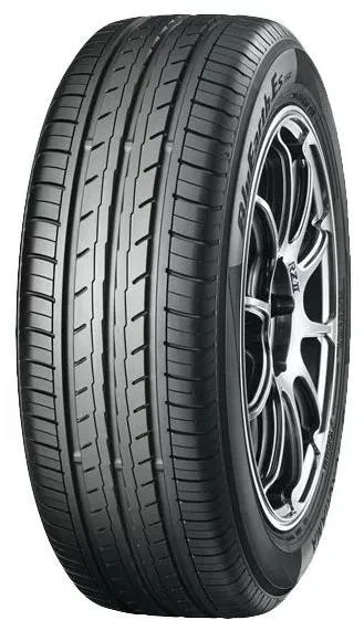 Yokohama Bluearth ES32A